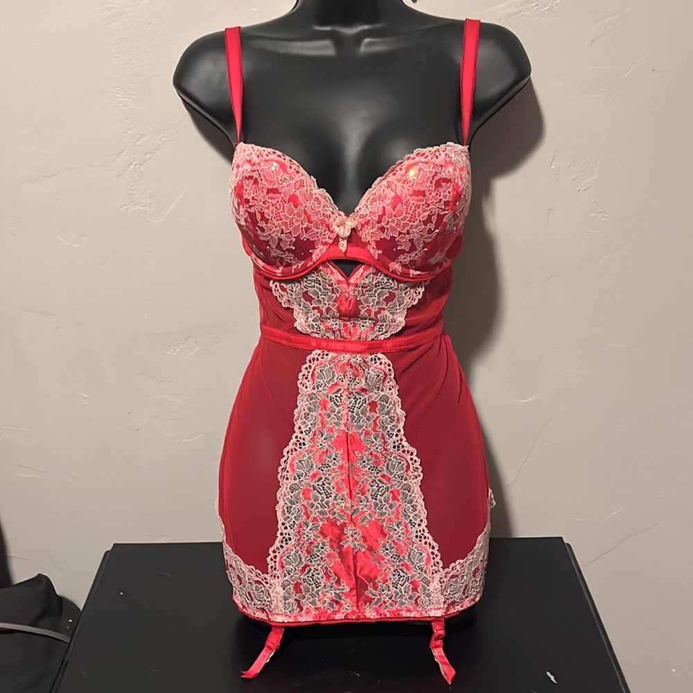 Victoria Secret Lace Mesh Lingerie Teddy with Garter Clips- like new